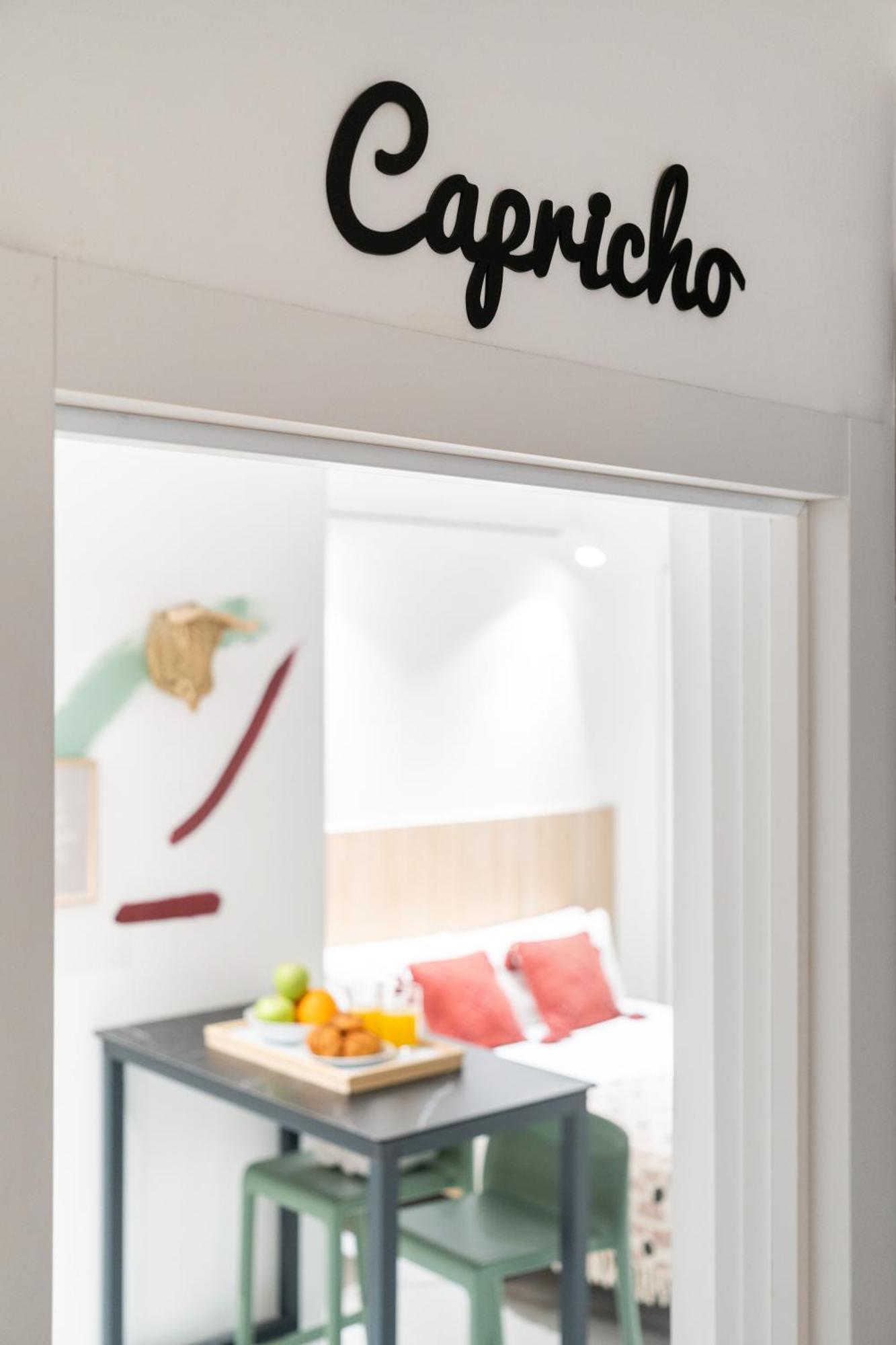 Dobo Luna Apartment Madrid