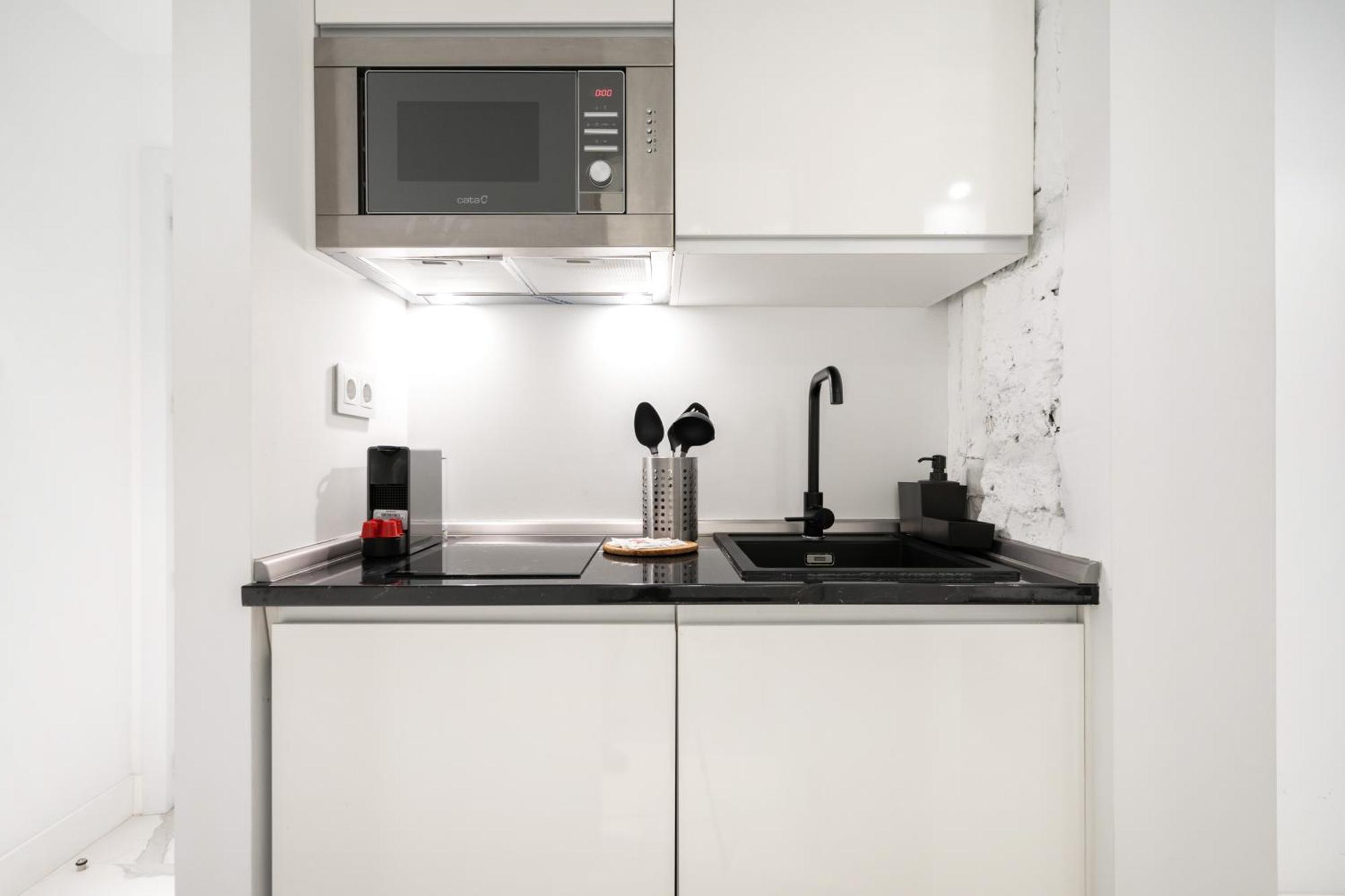 Dobo Luna Apartment Madrid